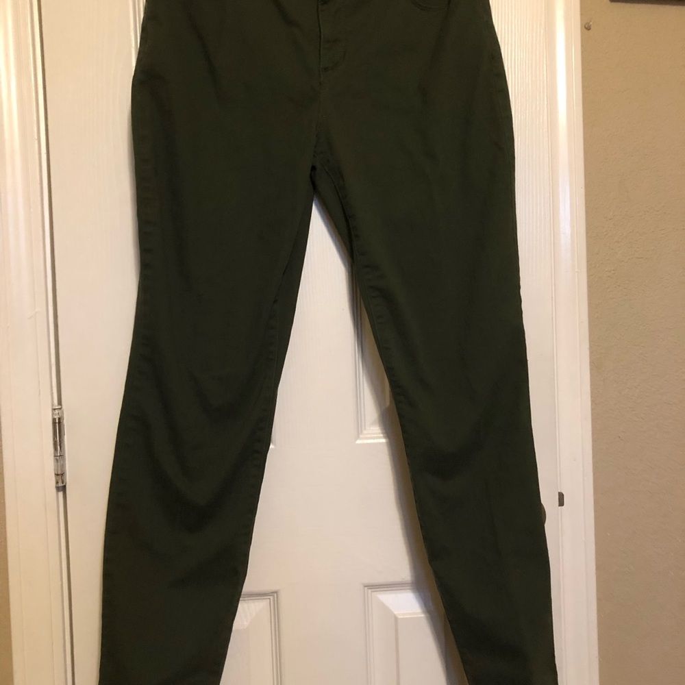 Bandolino Dark Green Trousers